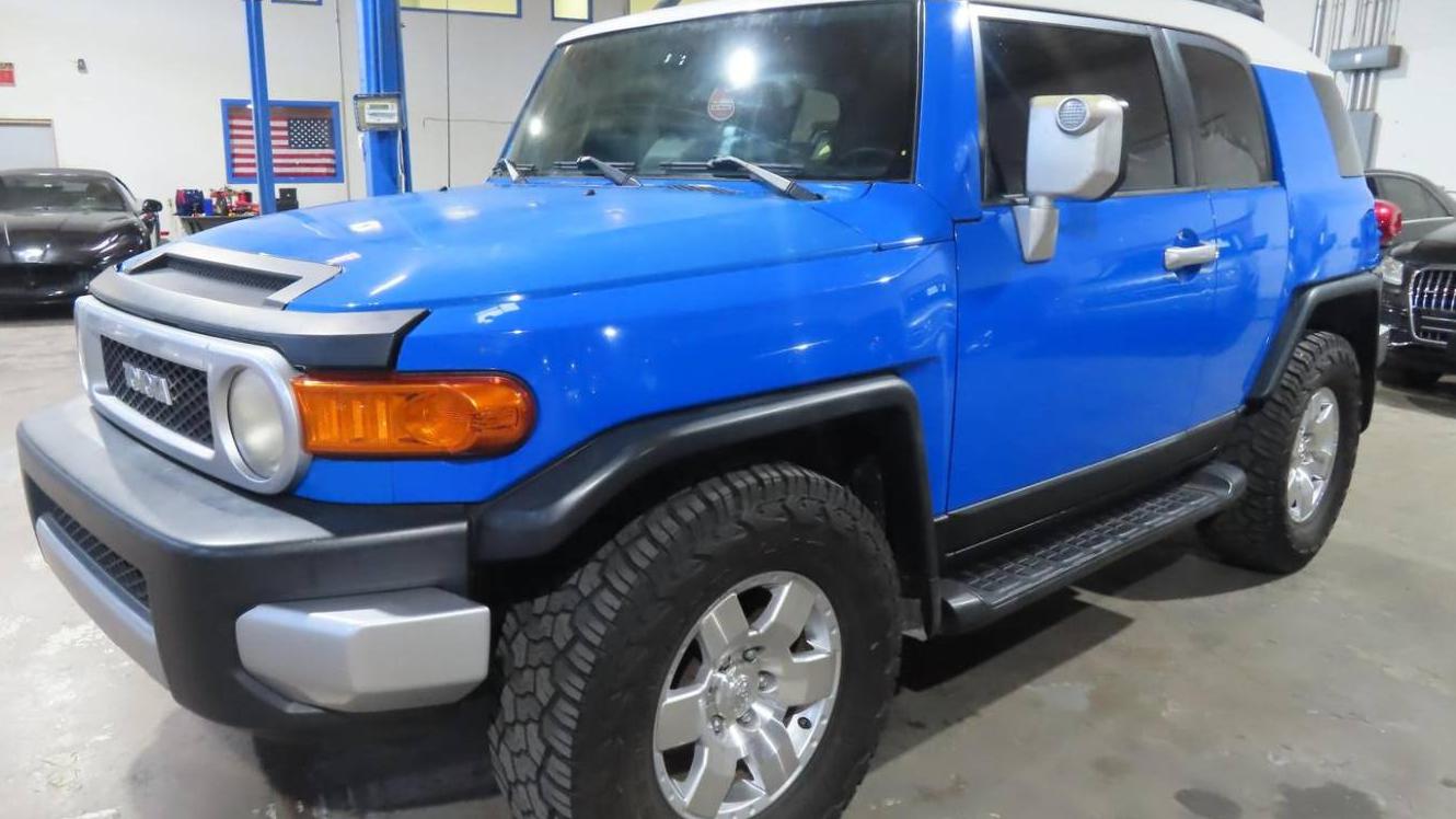 TOYOTA FJ CRUISER 2008 JTEBU11F08K036420 image